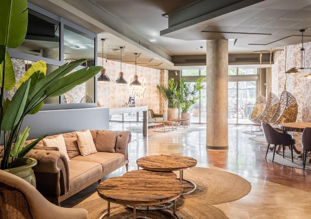 Hotel Sb Express Tarragona Bagian luar foto