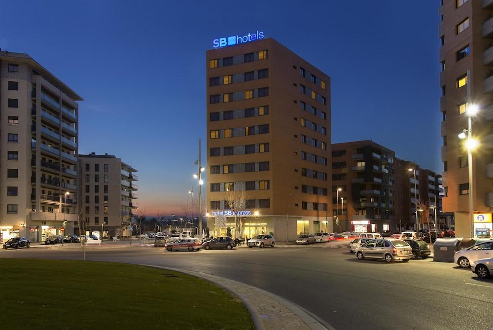 Hotel Sb Express Tarragona Bagian luar foto